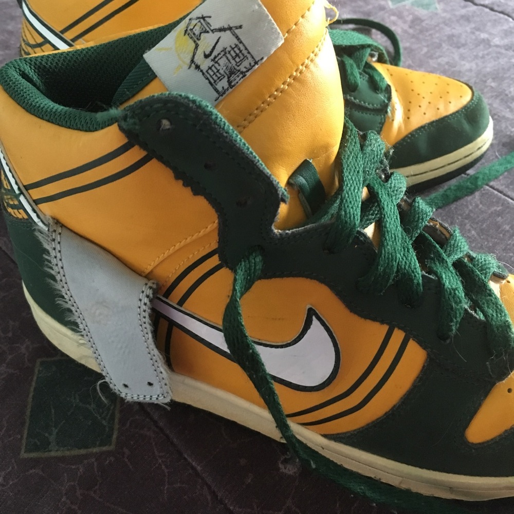 Nike Sneakers